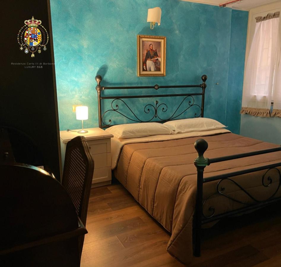 نابولي Residenza B&B المظهر الخارجي الصورة