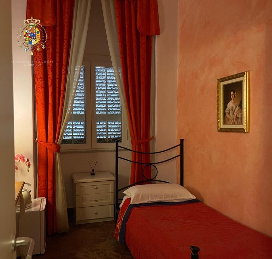 نابولي Residenza B&B المظهر الخارجي الصورة