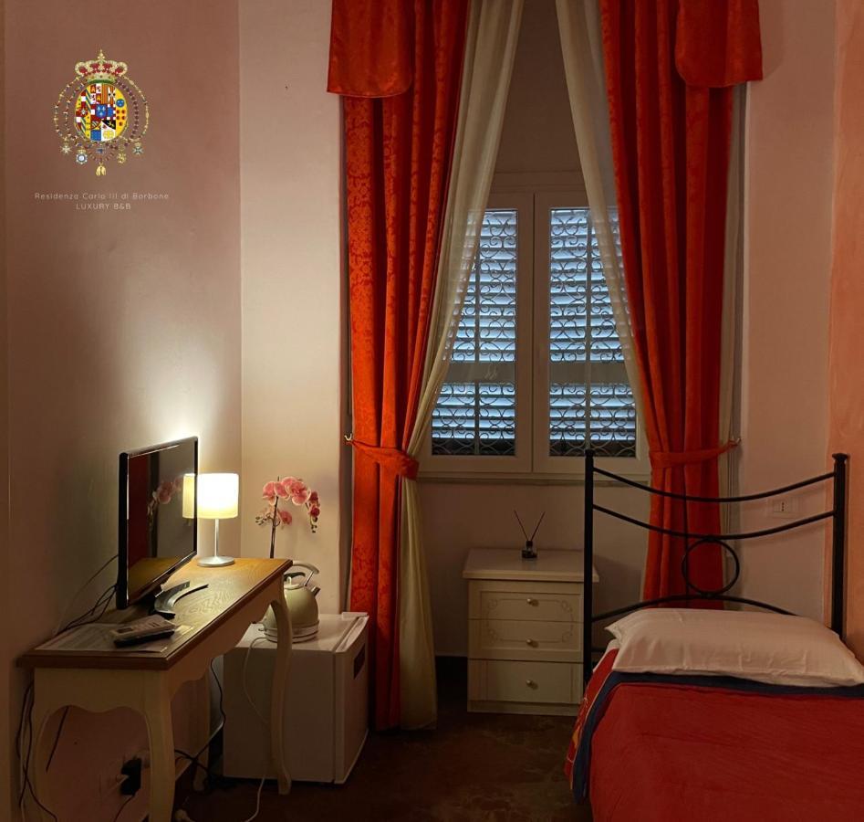 نابولي Residenza B&B المظهر الخارجي الصورة