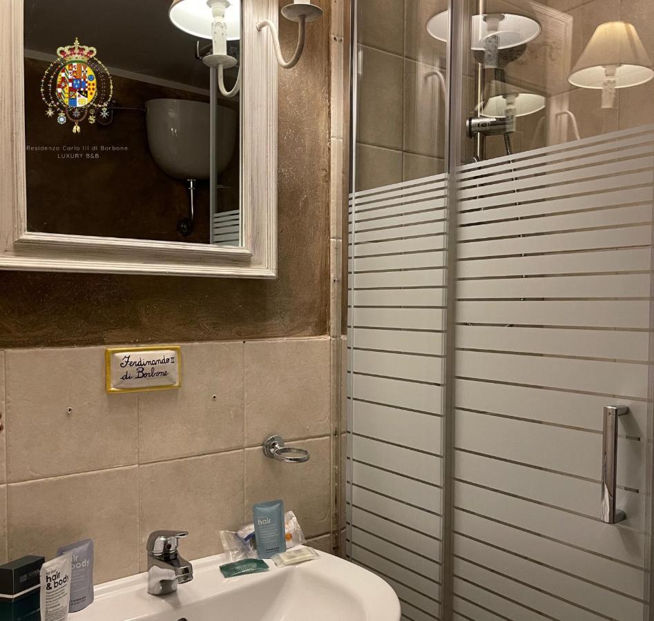 نابولي Residenza B&B المظهر الخارجي الصورة